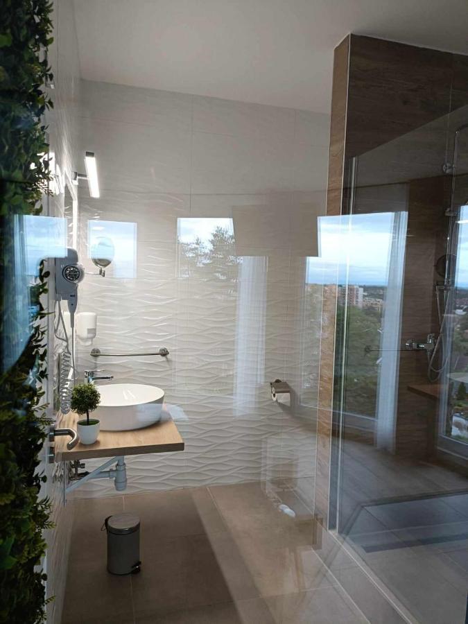West Panorama Penthouse - Apartment With A Fantastic View Of The City Szombathely Exterior foto